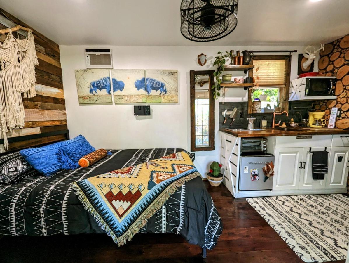 Cozy Af Tiny-House Oasis Villa Tampa Exterior foto