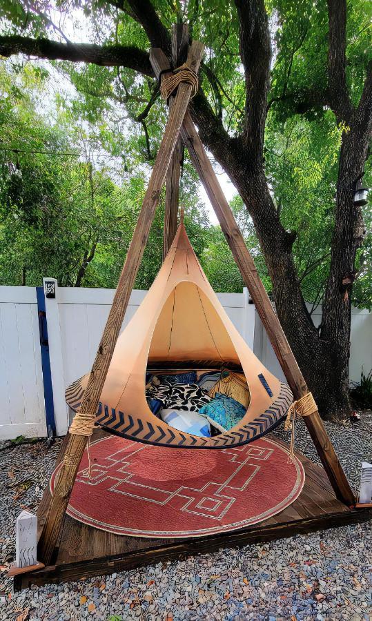 Cozy Af Tiny-House Oasis Villa Tampa Exterior foto
